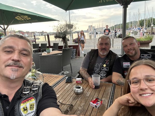 Auf großer Tour zum Nordkapp konnten wir unsere Nordlichter endlich wieder sehen, grandios, wenn man so herzlich empfangen wird.