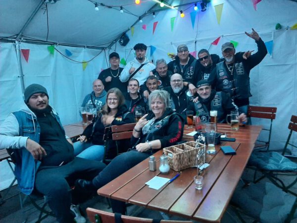 Einige Impressionen, leider konnten die Mädels und Jungs aus dem Norden dieses mal nicht dabei sein. Geplant ist die Opening Party 2026 im Norden zu starten.